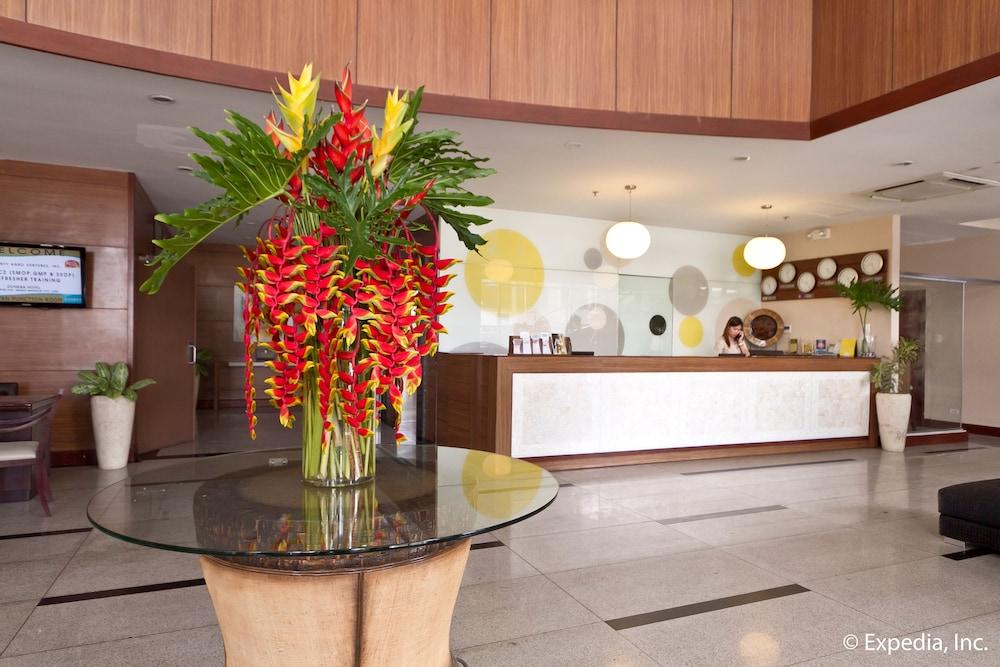 Dohera Hotel Cebu Buitenkant foto