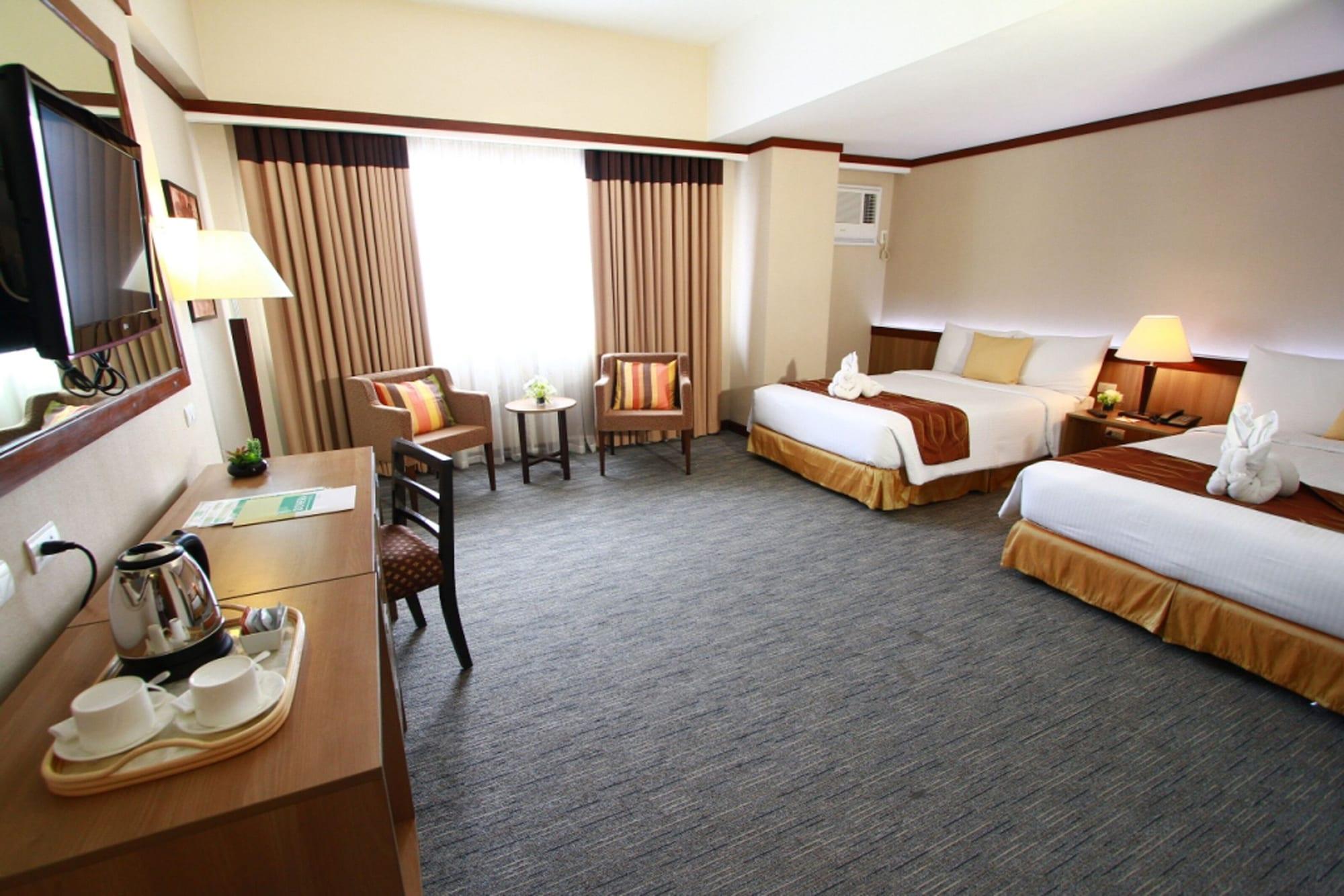 Dohera Hotel Cebu Buitenkant foto