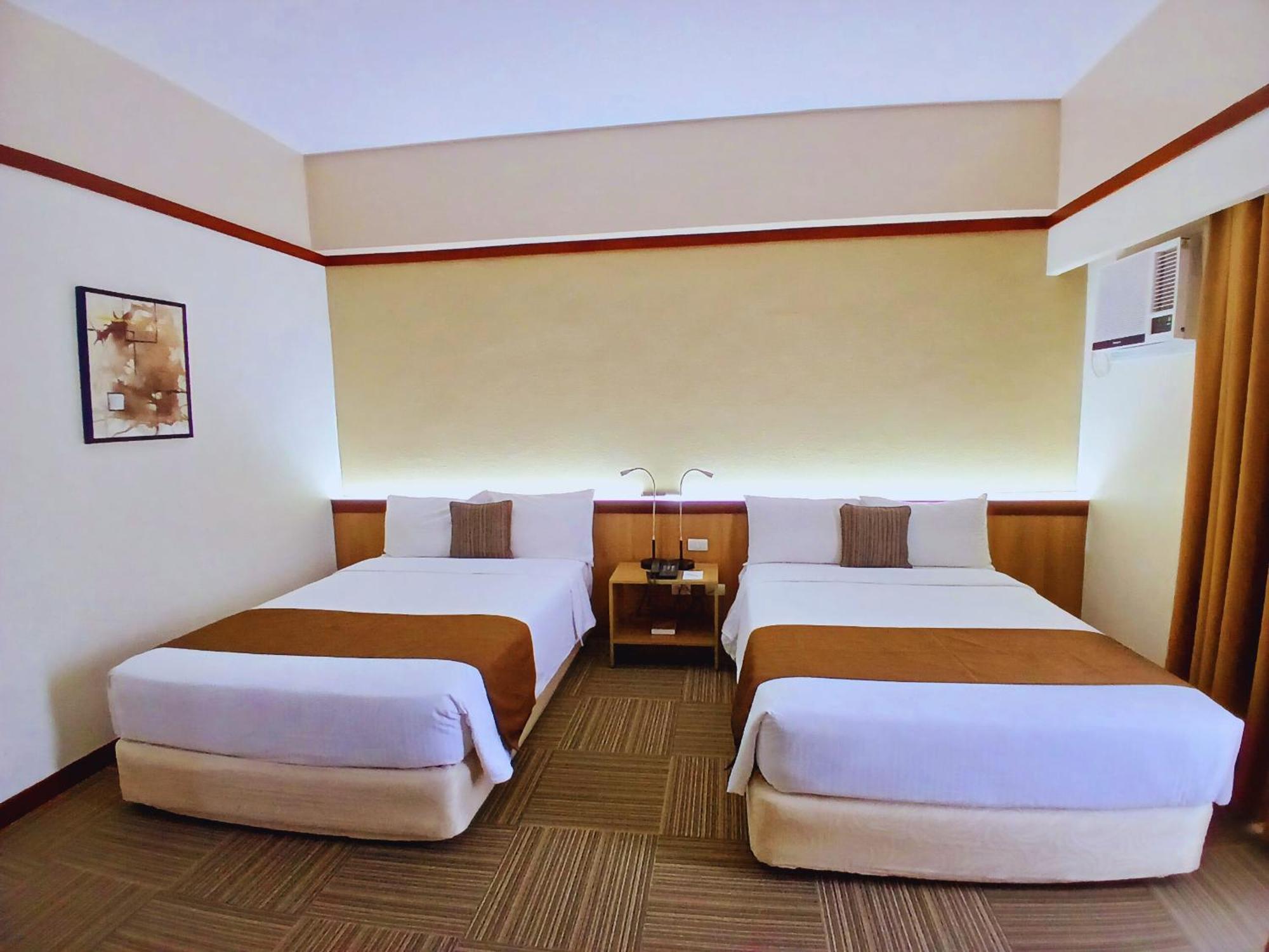 Dohera Hotel Cebu Buitenkant foto