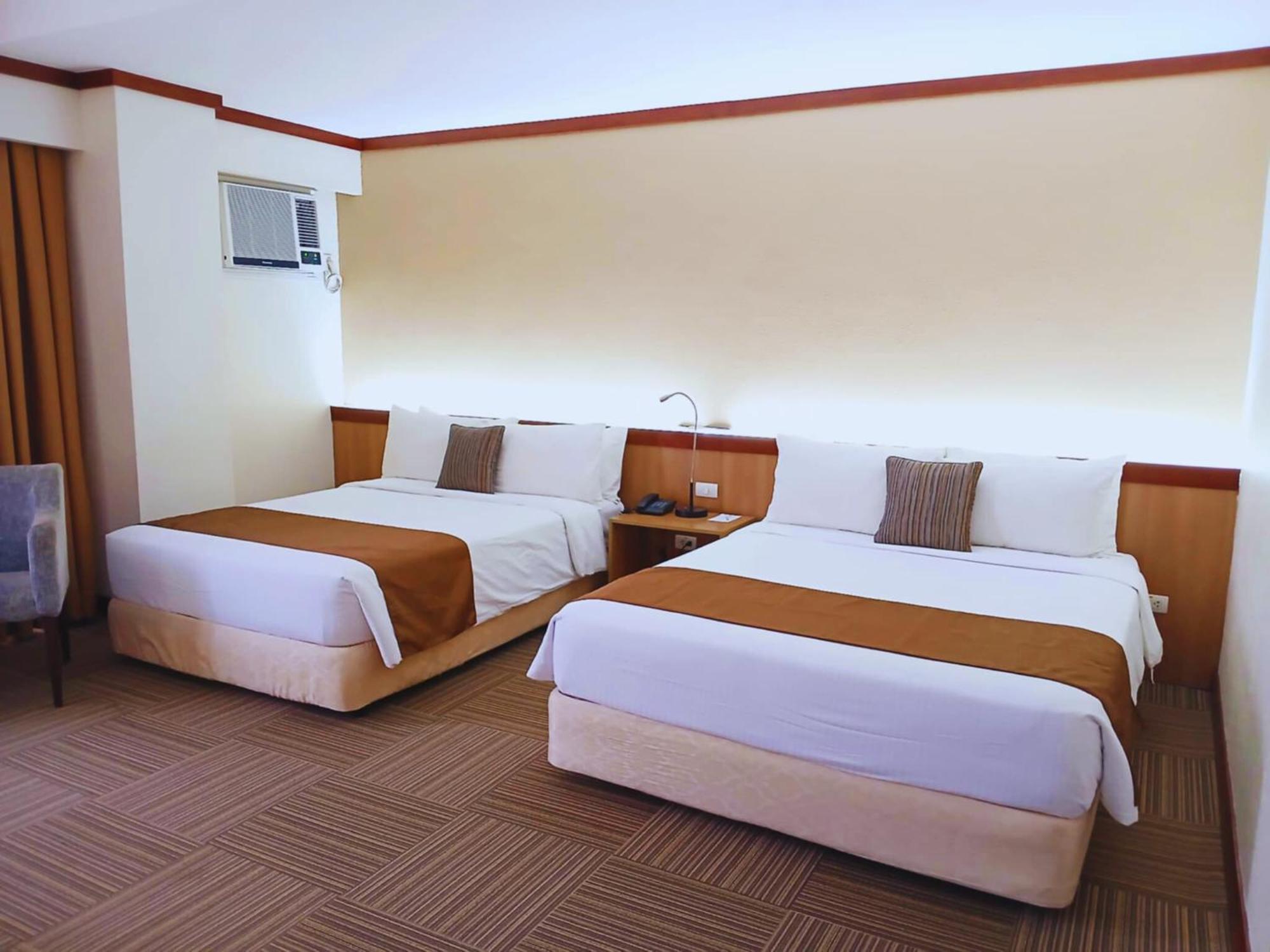 Dohera Hotel Cebu Buitenkant foto
