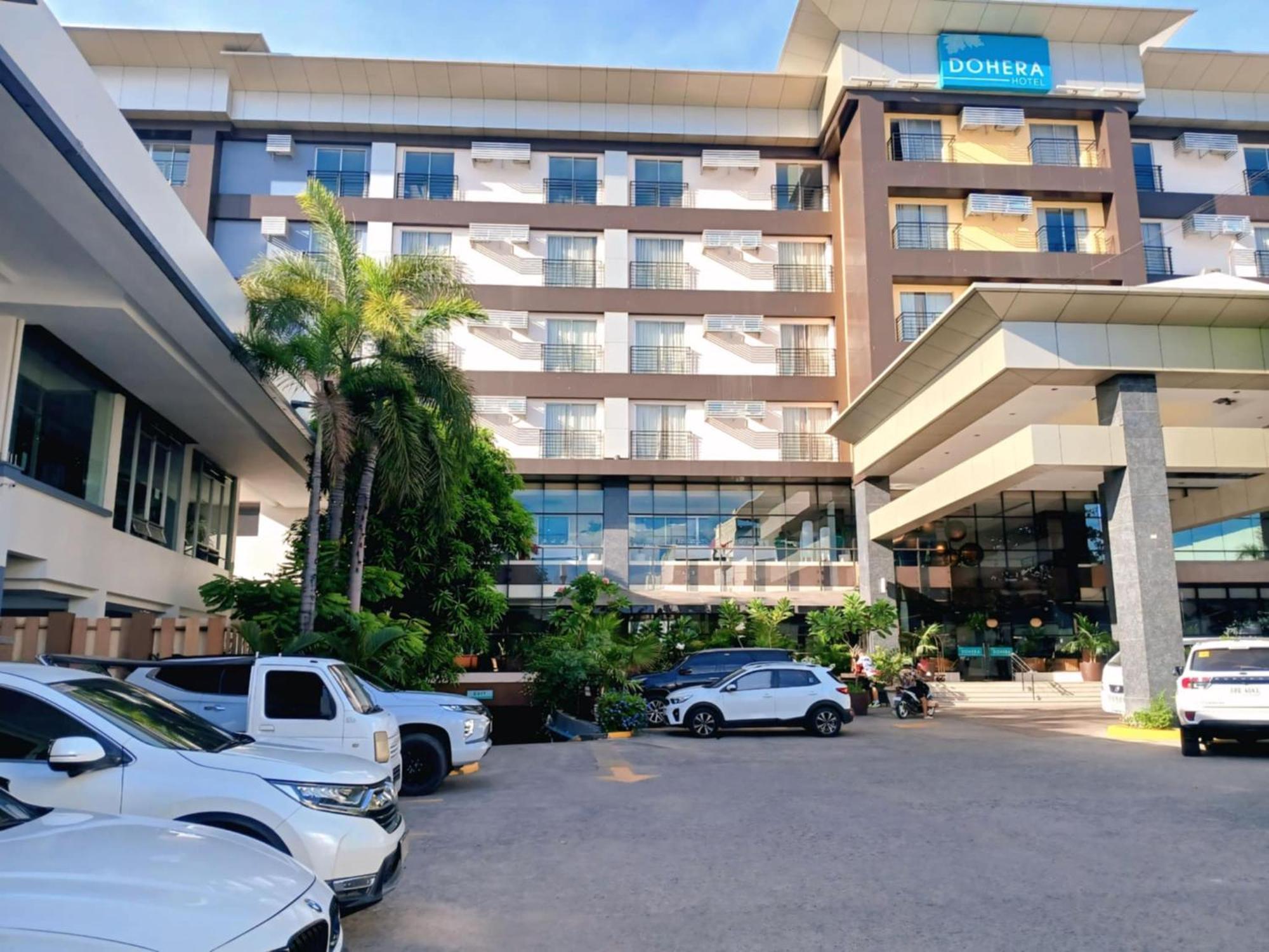 Dohera Hotel Cebu Buitenkant foto
